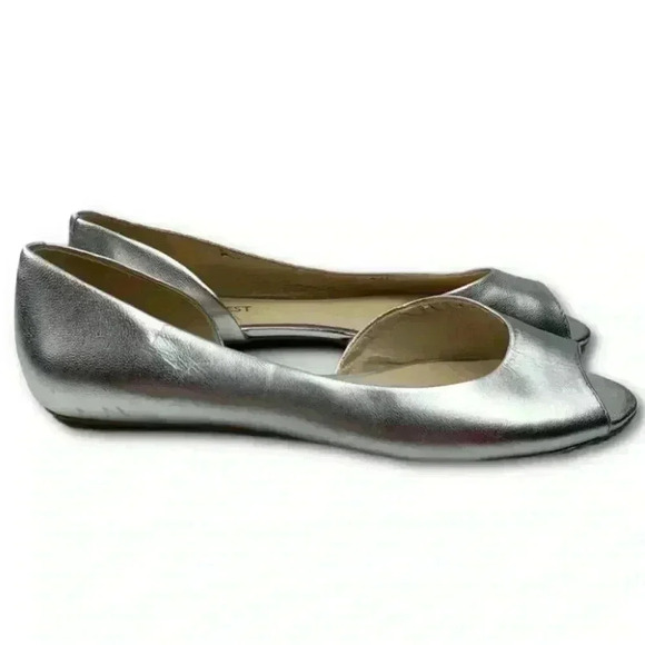 Nine West flats size 6 Bachloret silver leather - Picture 1 of 12